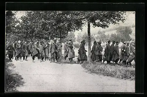 AK Kriegsgefangene Franzosen, POW's und deutsche Wachsoldaten