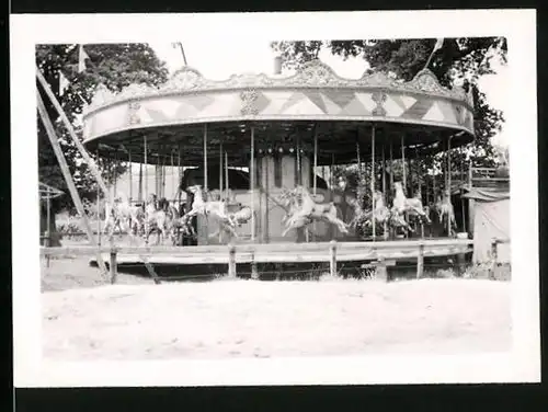 Fotografie England Fair, Rummel-Kirmes-Volksfest, Karussell / Fahrgeschäft, Pferde-Karussell