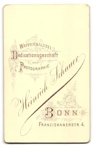 Fotografie H. Schauer, Bonn, Franziskanerstrasse 4, Niedliches Kleinkind mit Glöckchen