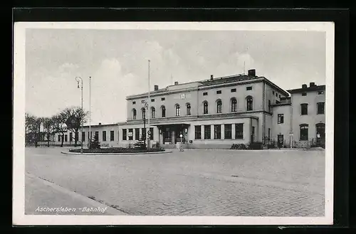 AK Aschersleben, vor dem Bahnhof