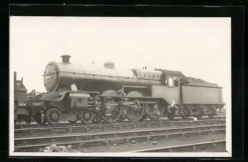 Foto-AK Lokomotive der englischen Eisenbahngesellschaft LMS mit Kennung 18467