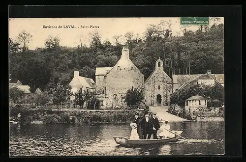 AK Saint-Pierre, Familie im Ruderboot, Ortspartie