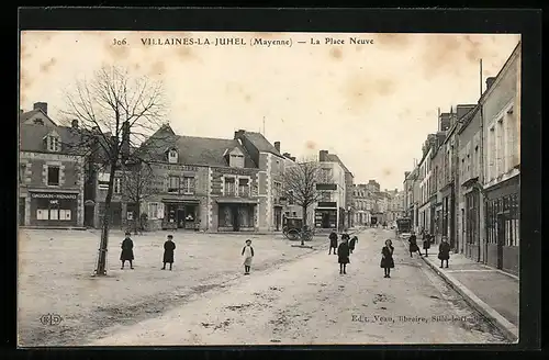 AK Villaines-la-Juhel, La Place Neuve