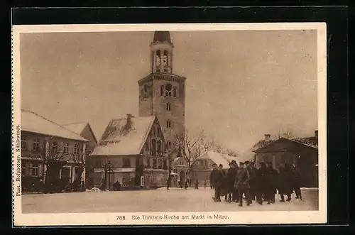 AK Mitau, Ortspartie, Markt mit Trinitatiskirche