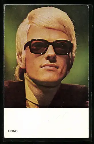 AK Musiker Heino mit Sonnenbrille und Rollkragenpullover