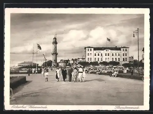 AK Warnemünde, Ostseebad, Strandpromenade mit Hotel-Pavillon und Leuchtturm