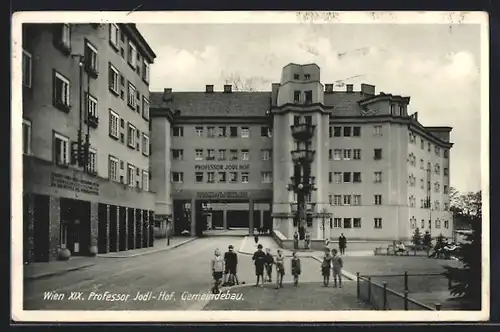 AK Wien, Professor Jodl-Hof, Gemeindebau