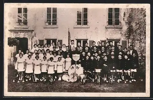 AK Beaumont-sur-Oise, Les Champistes 1937