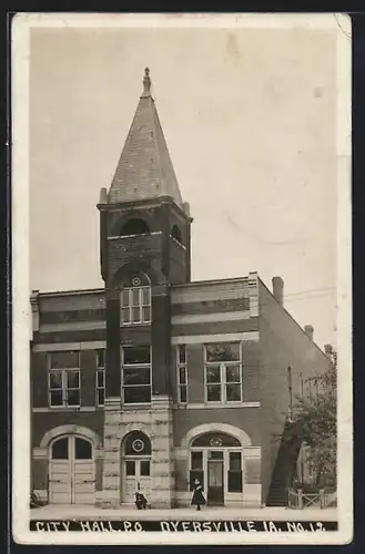 Foto-AK Dyersville, IA, City Hall