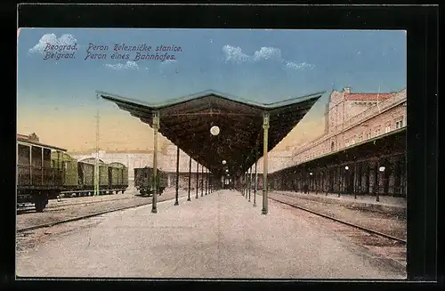 AK Belgrade, Peron de la Station de chemin de fer, Bahnhof von der Gleisseite