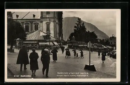 AK Mariazell, verregneter Tag an der Kirche