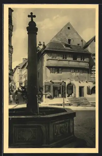 AK Saverne, Altes Haus und Brunnen