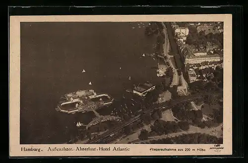 AK Hamburg-St.Georg, Aussenalster, Alsterlust und Hotel Atlantic, Fliegeraufnahme