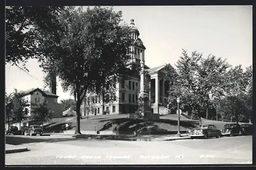 Foto-AK Decoran, IA, Court House Square