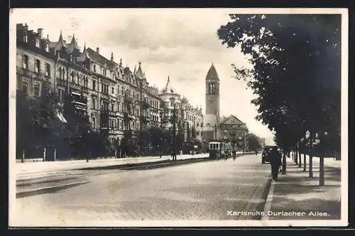 AK Karlsruhe, Durlacher Allee mit Strassenbahn