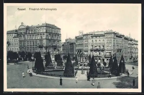 AK Kassel, Friedrich-Wilhelmsplatz mit Gebäudeansicht