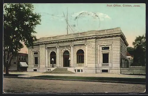 AK Clinton, IA, Post Office