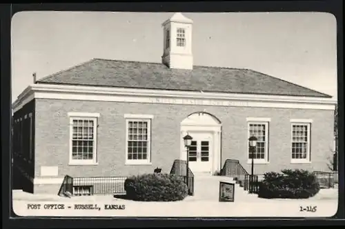 AK Russell, KS, Post Office