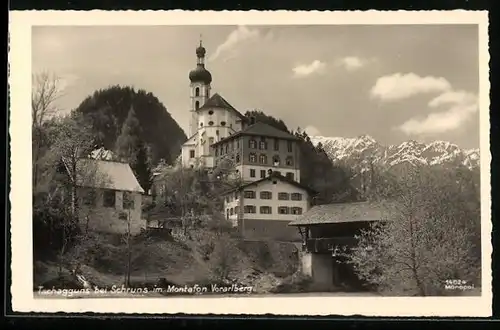 AK Tschagguns bei Schruns in Montafon, die Kapelle über den Häusern