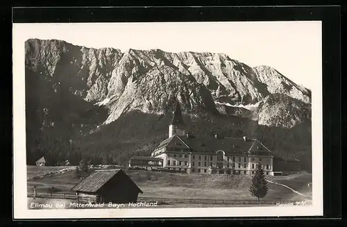 AK Ellmau bei Mittenwald, Blick auf das Kurhaus unter dem Berg