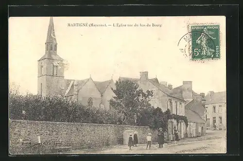 AK Martigné, L`Eglise vue du bas du Bourg