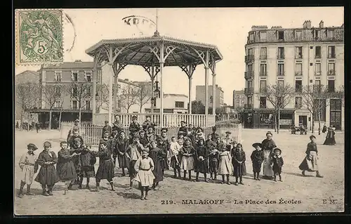 AK Malakoff, La Place des Écoles