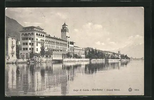 AK Gardone, Blick auf das Grand Hotel