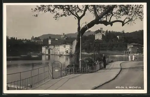 AK Gardone, San Michele, Blick von der Promenade auf den Ort