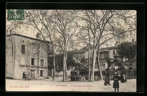 AK Lavardac, La Fontaine du Griffon