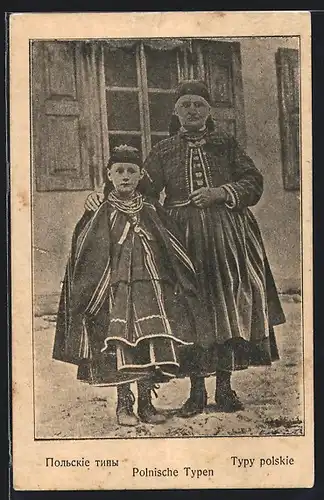 AK Polnische Typen, Mutter und Tochter posieren in Tracht