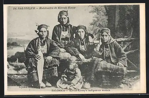 AK Salonique, Habitants de Kirech-Koeny, griechische Tracht