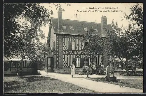 AK Auberville, Intérieur de la Ferme Marie-Antoinette