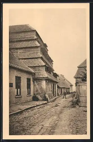 AK Neustadt i. Holst., Untere Querstrasse und Kornspeicher am Hafen