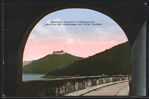 AK Hemfurt bei Bad Wildungen, Waldecker Taksperre, Blick von der Sperrmauer auf das Schloss Waldeck