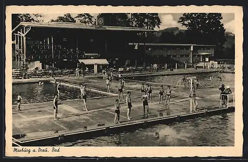 AK Marburg a. Drau, Freibad mit Badegästen und Tribüne