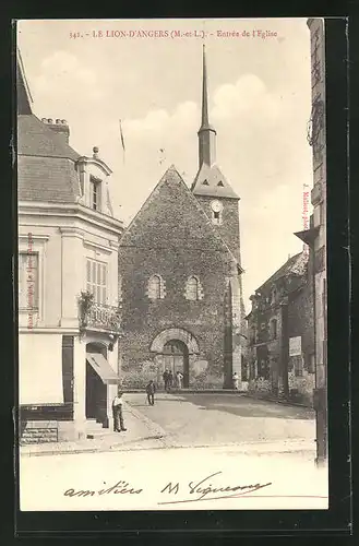 AK Le Lion-d'Angers, Entrée de l'Eglise