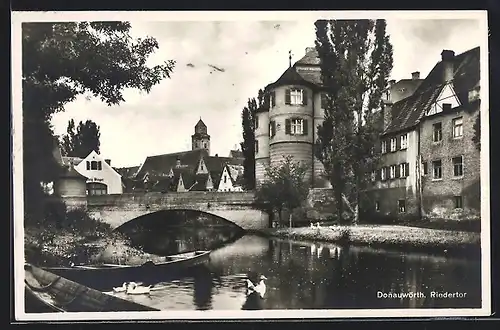 AK Donauwörth, Brücke und Boot am Riedertor