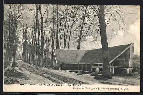 AK Saint-Brice-Sous-Foret, Le Lavoir