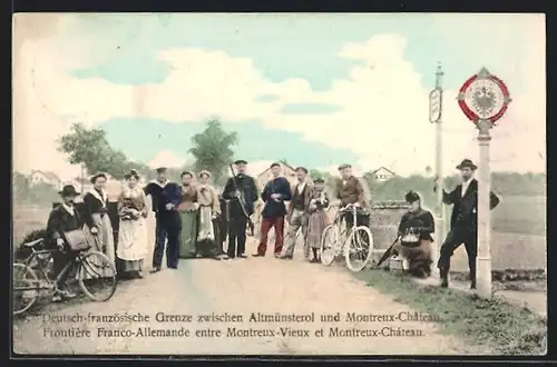 AK Männer mit Fahrrad an der Deutsch-Französischen Grenze zwischen Altmünsterol & Montreux-Chateau