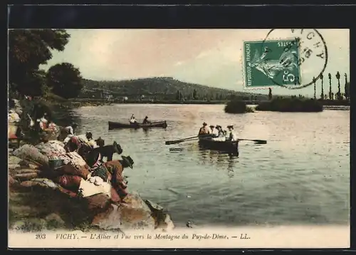 AK Vichy, l`Allier et Vue vers la Montagne, Laveuses