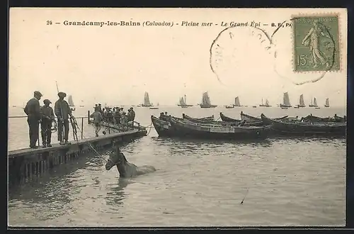 AK Grandcamp-les-Bains, Pleine mer, Le Grand Épi