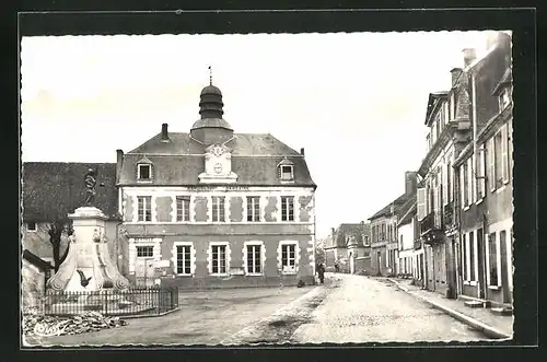 AK Donzy, Place et l'Hotel de Ville