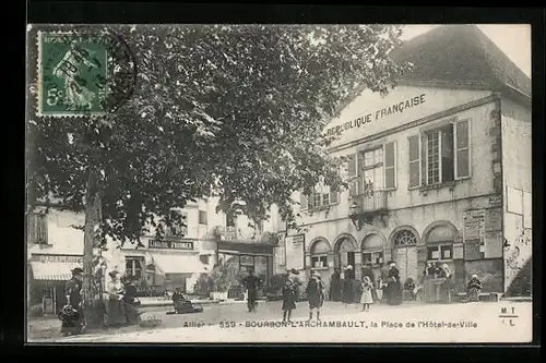 AK Bourbon-l`Archambault, la Place de l`Hotel-de-Ville