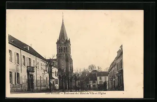 AK Lapalisse, Boulevard de l`Hotel de Ville et l`Eglise