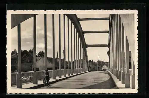 AK Vallon-en-Sully, Le Nouveau Pont