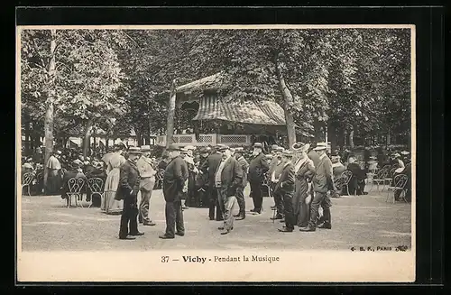 AK Vichy, Pendant la Musique