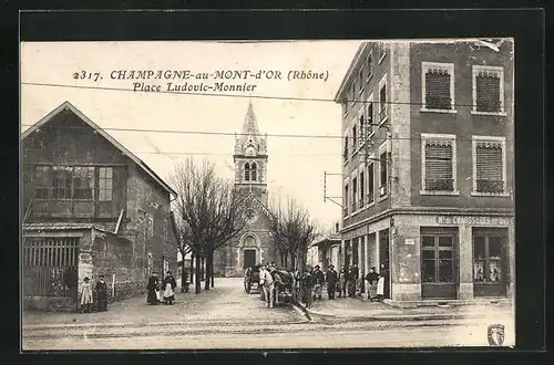 AK Champagne-au-Mont-d`Or, Place Ludovic-Monnier, L`Eglise