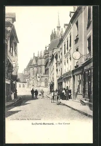 AK La Ferté-Bernard, Rue Carnot