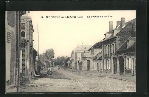 AK Ressons-sur-Matz, la Grande rue du Bas