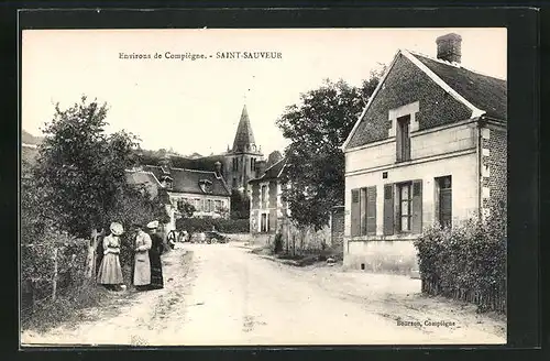 AK Saint-Sauveur, Une Rue avec vue sur l`Eglise